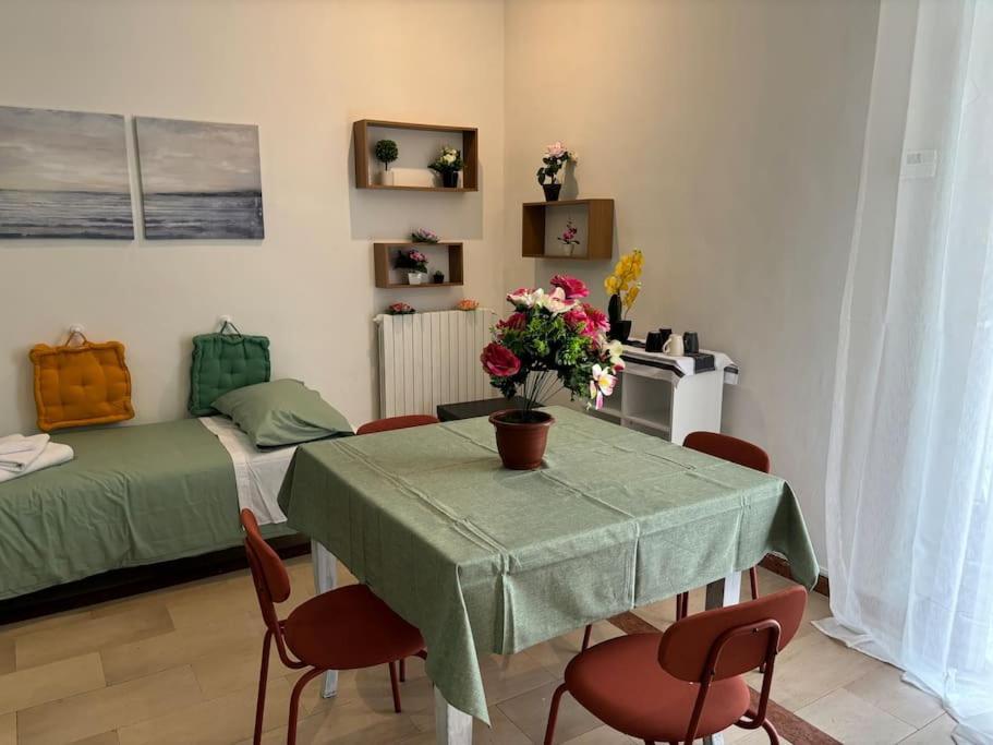 Il Botticino Appartamento Nel Cuore Di Bari Exterior photo